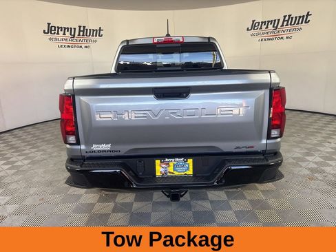Used 2025 Chevrolet Colorado W/T w/ WT Custom Package image 6