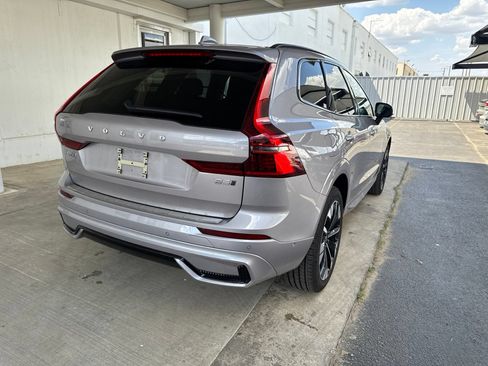 Used 2026 Volvo XC60 B5 Plus AWD/4WD image 5