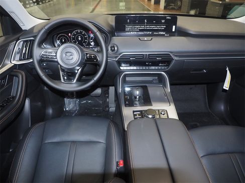 New 2026 MAZDA CX-90 Plug-In Hybrid w/ Preferred image 5