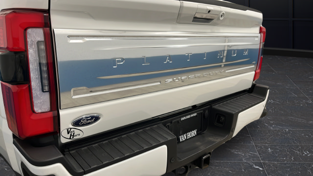 Used 2024 Ford F250 Platinum AWD/4WD image 42