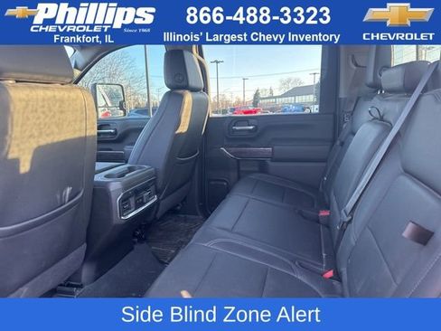 Used 2022 Chevrolet Silverado 2500 LTZ w/ LTZ Convenience Package image 13