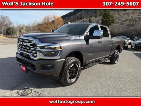 Used 2025 RAM 2500 Laramie AWD/4WD image 1