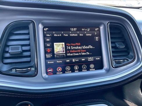 Used 2022 Dodge Challenger R/T w/ Plus Package image 25