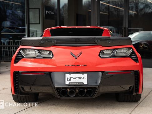 Used 2016 Chevrolet Corvette Z06 w/ 3LZ Preferred Equipment Group image 18