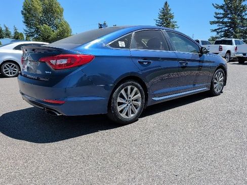 Used 2017 Hyundai Sonata Sport FWD image 3