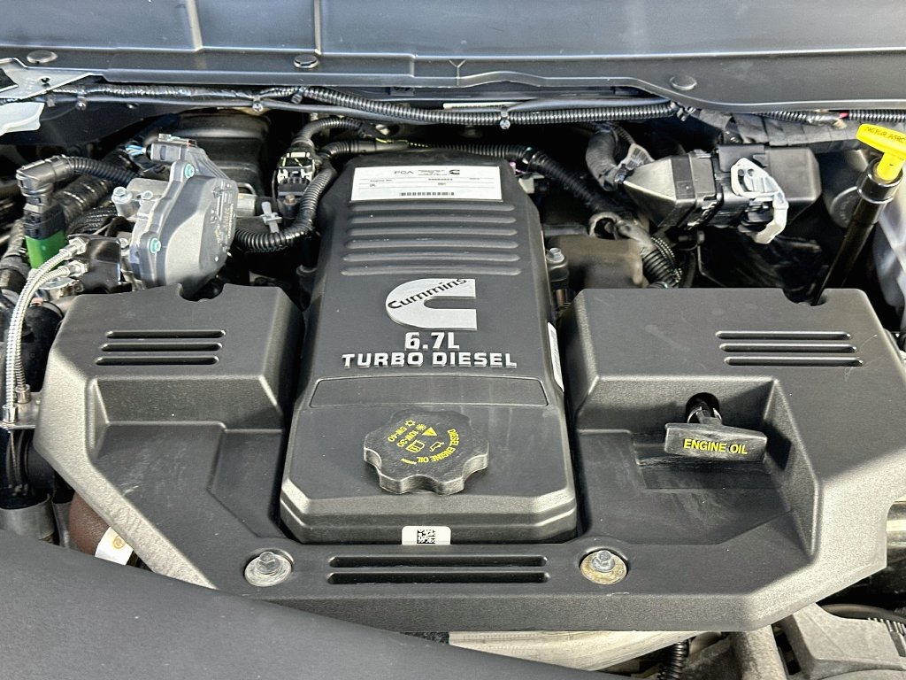 Used 2024 RAM 3500 Limited AWD/4WD image 33