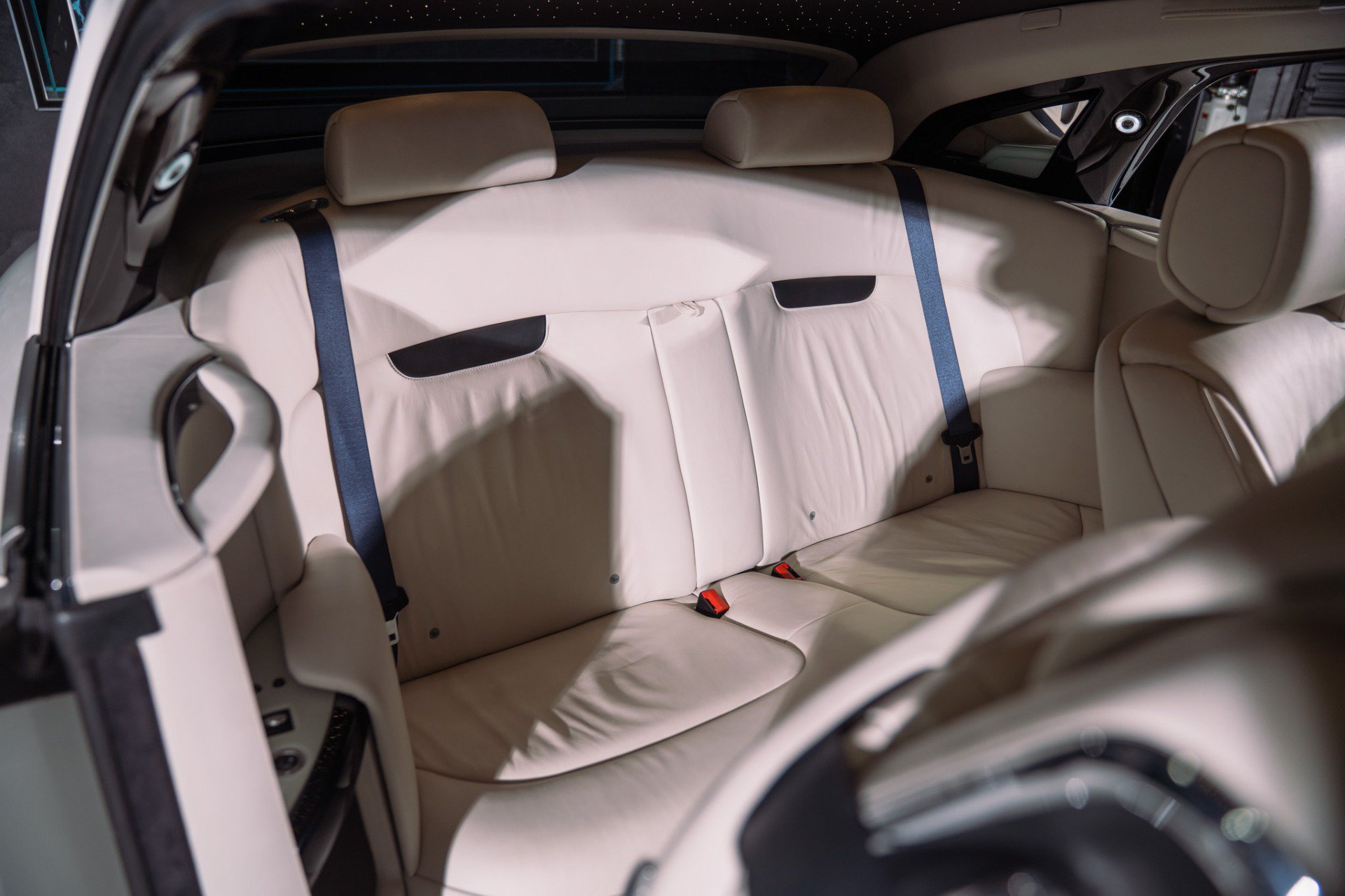 Used 2009 Rolls-Royce Phantom Coupe RWD image 40