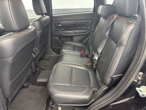 Used 2020 Mitsubishi Outlander SEL image 15