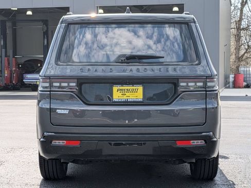 Used 2024 Jeep Grand Wagoneer Series III w/ Quick Order Packagew 28T AWD/4WD image 6