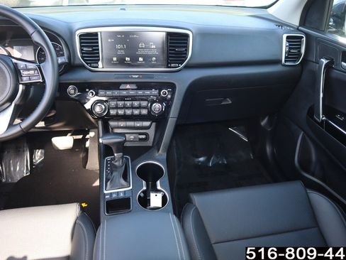 Used 2020 Kia Sportage EX image 14