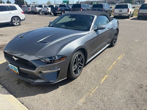 Used 2022 Ford Mustang Premium RWD image 7