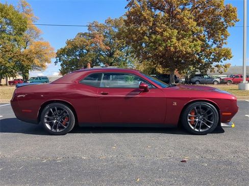 Used 2022 Dodge Challenger R/T Scat Pack image 3