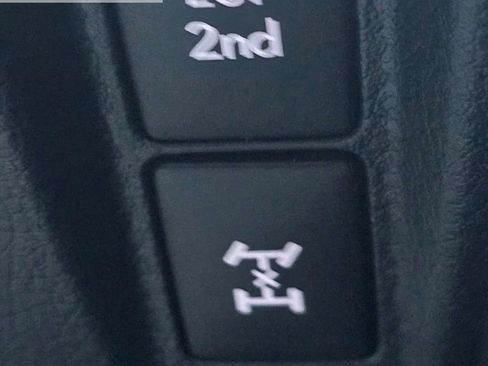 Used 2023 Lexus GX 460 Premium w/ Premium Package image 10