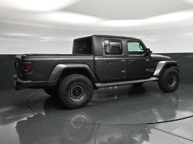 Used 2020 Jeep Gladiator Overland w/ Trailer Tow Package AWD/4WD image 2