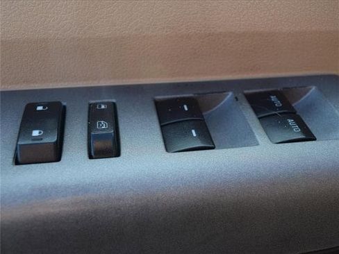 Used 2016 Ford F350 Lariat w/ Chrome Package image 25