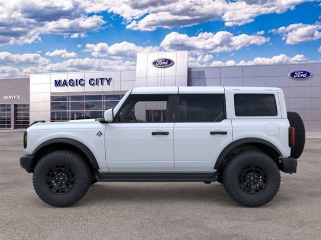 New 2026 Ford Bronco Outer Banks w/ Sasquatch Package AWD/4WD image 3