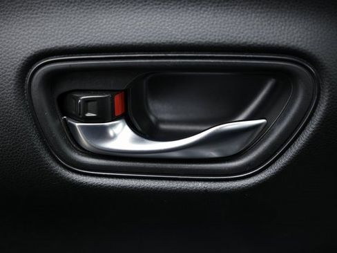 Used 2024 Honda HR-V Sport image 15