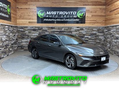 Used 2025 Hyundai Elantra SEL w/ Cargo Package