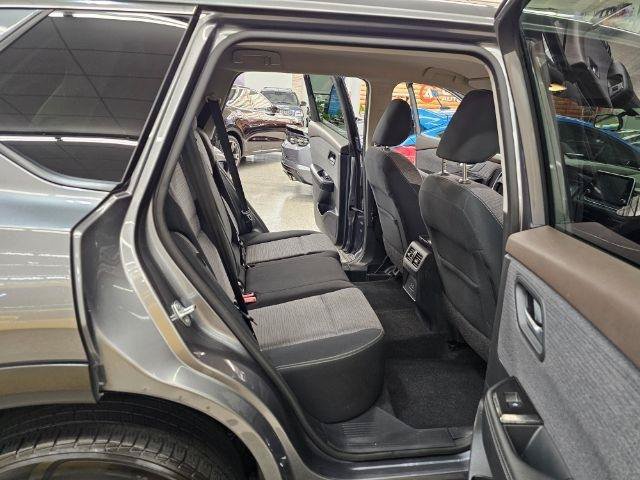 Used 2021 Nissan Rogue SV AWD/4WD image 34