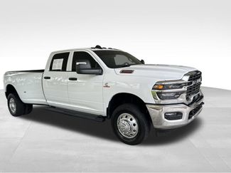 Used 2025 RAM 3500 Tradesman AWD/4WD video 2