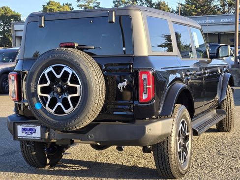 New 2025 Ford Bronco Outer Banks image 5