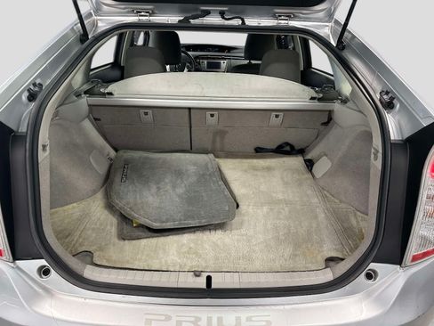 Used 2013 Toyota Prius Two FWD image 11