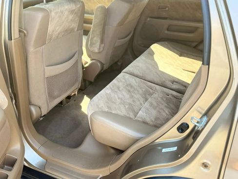 Used 2004 Honda CR-V EX image 14
