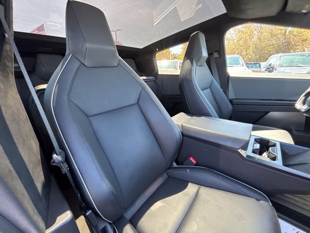 Used 2026 Tesla Cybertruck Cyberbeast AWD/4WD image 7