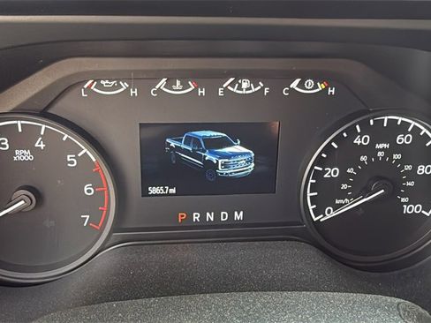 Used 2024 Ford F250 XLT w/ FX4 Off-Road Package image 8