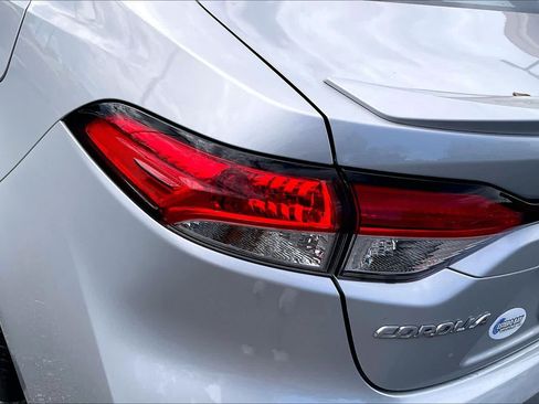Used 2024 Toyota Corolla SE FWD image 28