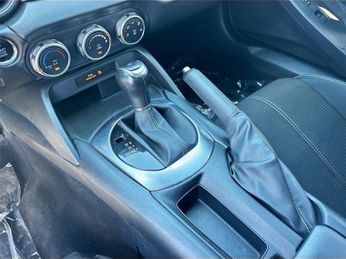 Used 2017 FIAT 124 Spider Classica RWD image 15