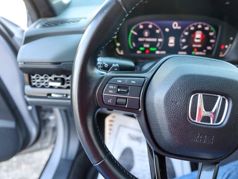 Used 2024 Honda Accord Sport image 19