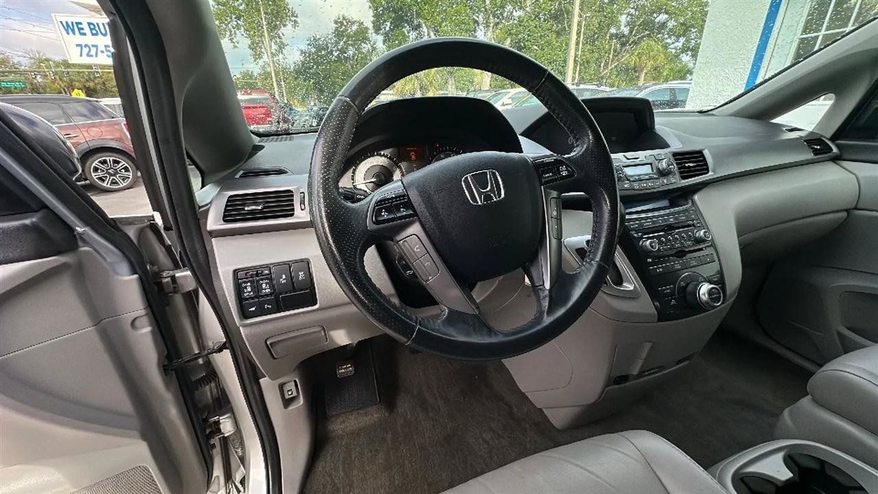 Used 2013 Honda Odyssey Touring image 36