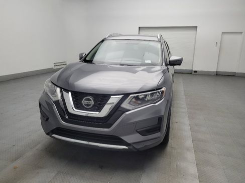 Used 2018 Nissan Rogue SV w/ Premium Package image 15