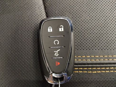 Used 2022 Chevrolet Equinox Premier AWD/4WD image 32