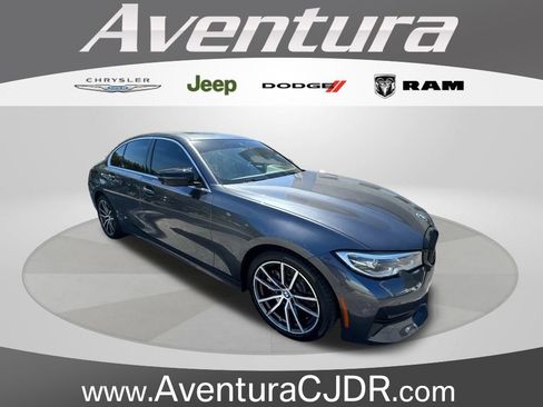 Used 2019 BMW 330i xDrive Sedan w/ Premium Package image 1