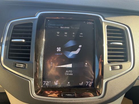 Used 2019 Volvo XC90 T6 Momentum w/ Advanced Package image 18