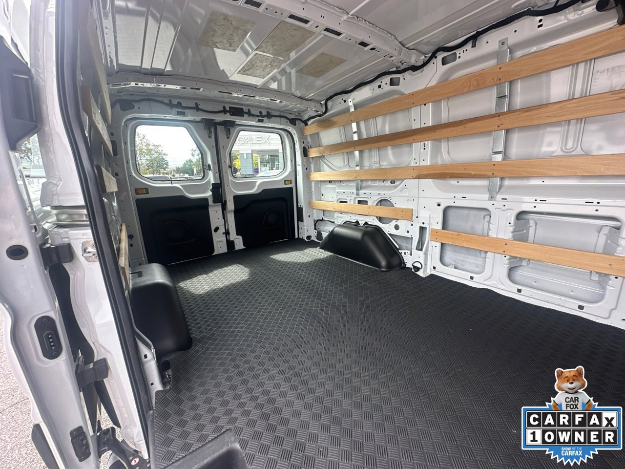 Used 2025 Ford Transit 250 Low Roof w/ Exterior Upgrade Package RWD image 16
