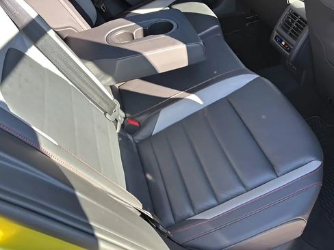 Used 2022 Volkswagen GTI Autobahn image 33