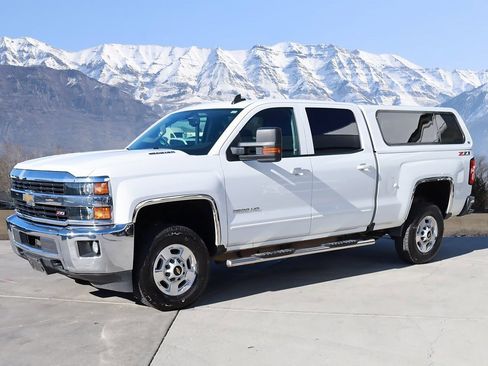 Used 2016 Chevrolet Silverado 2500 LT w/ LT Fleet Convenience Package image 2