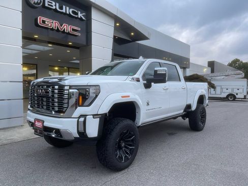 New 2025 GMC Sierra 2500 Denali w/ Denali Reserve Package AWD/4WD image 30