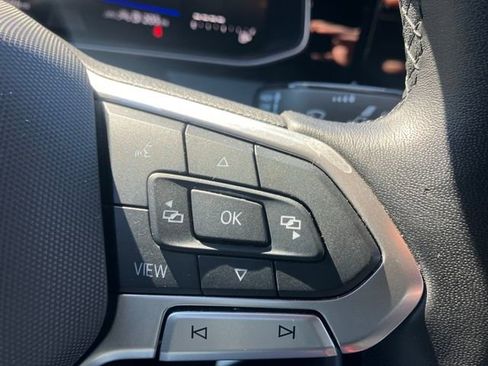 Used 2025 Volkswagen Jetta Sport image 4