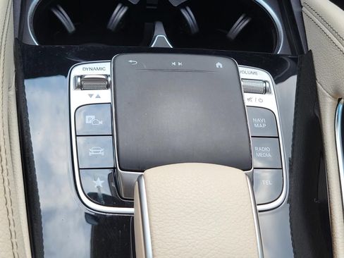 Used 2020 Mercedes-Benz GLE 350 4MATIC image 26