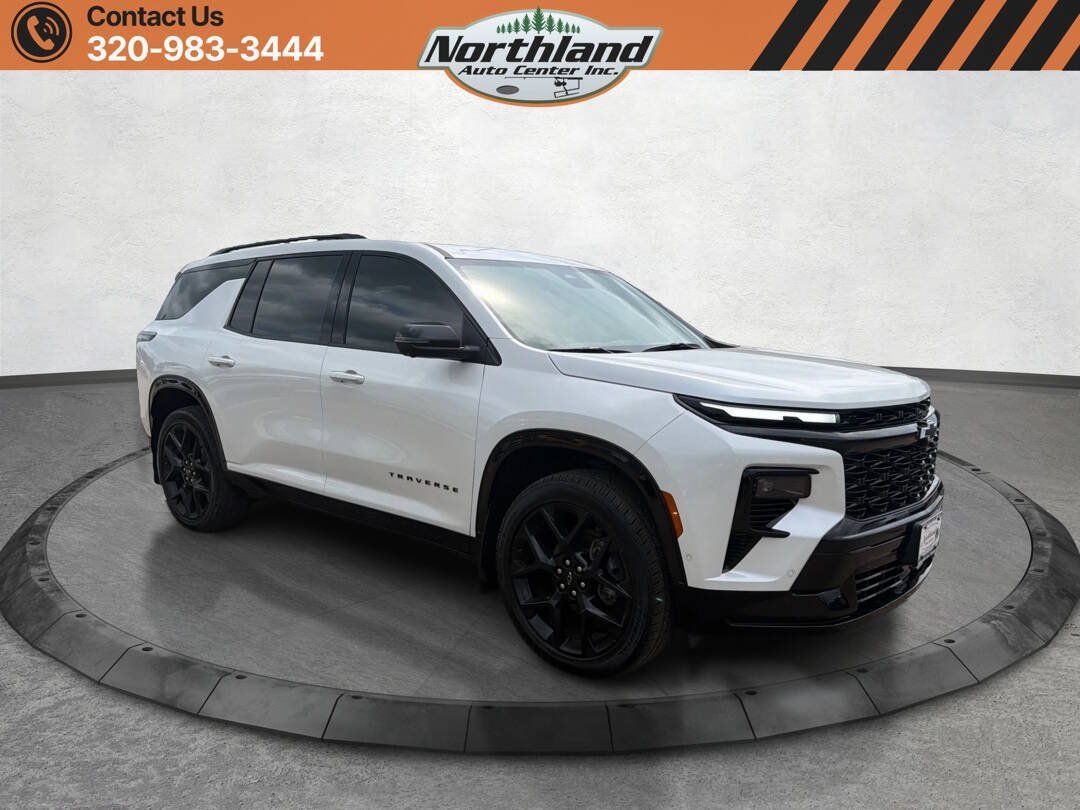 Used 2024 Chevrolet Traverse RS w/ LPO, Floor Liner Package AWD/4WD image 3