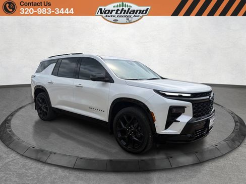 Used 2024 Chevrolet Traverse RS w/ LPO, Floor Liner Package AWD/4WD image 3