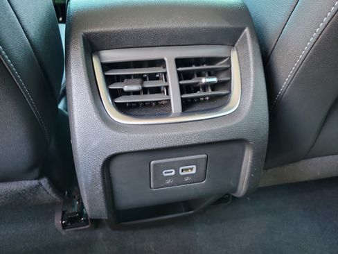 Used 2024 Chevrolet Blazer LT FWD image 15