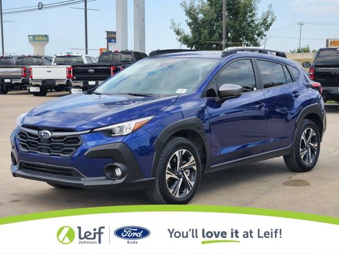 Used 2024 Subaru Crosstrek 2.0i Premium AWD/4WD image 2