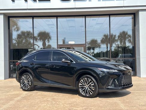 Used 2023 Lexus RX 350 Premium Plus w/ Cold Area Package FWD image 9