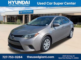 Used 2015 Toyota Corolla LE FWD video 1