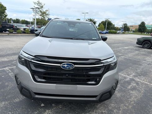 Certified 2025 Subaru Forester Touring AWD/4WD image 3